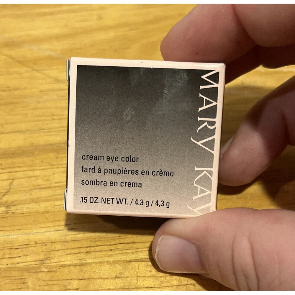 NEW Mary Kay Discontinued Cream Eye Color Coastal Blue Blue Maritime